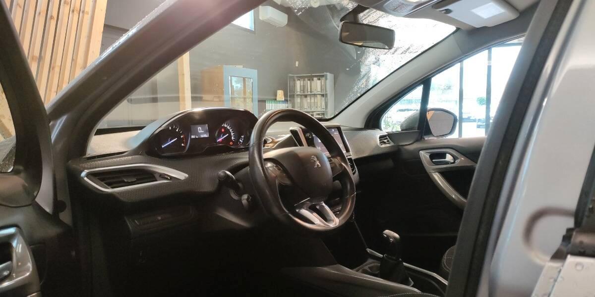 Peugeot 2008 1.5 bluehdi Active s&s 100cv 5marce