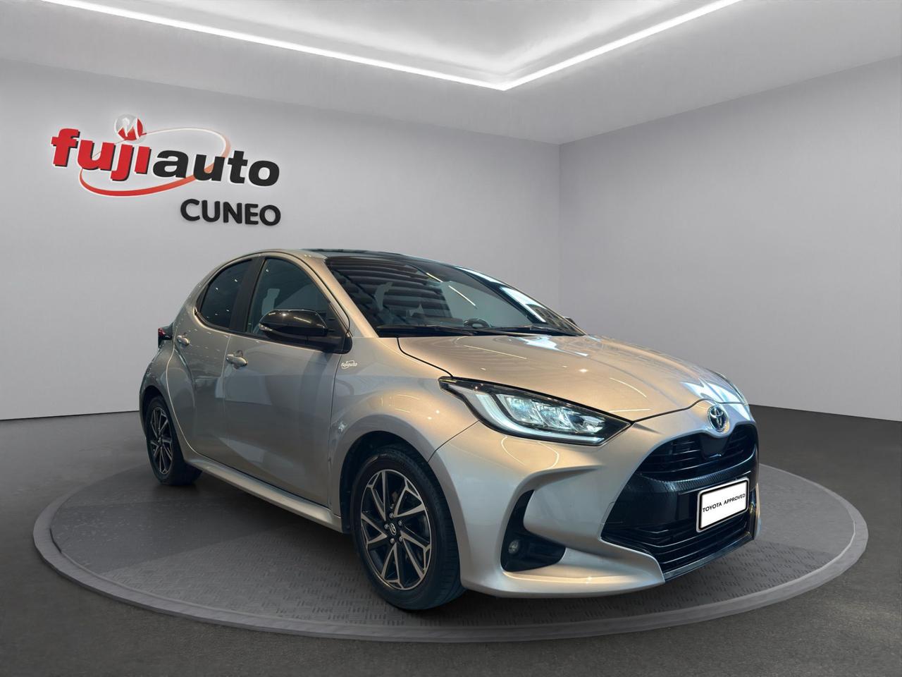 Toyota Yaris 1.5h Lounge