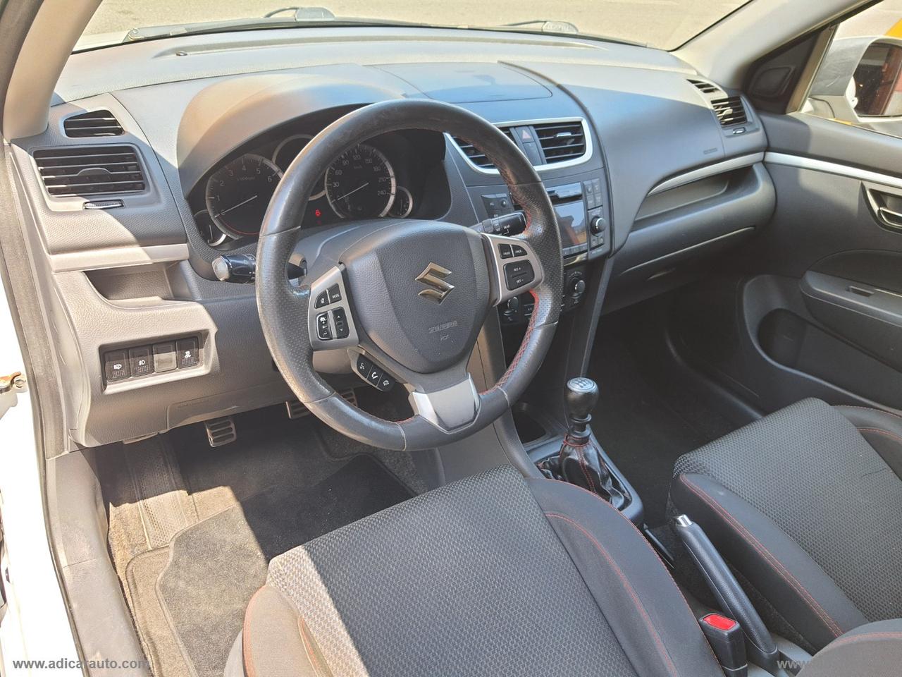 SUZUKI Swift 1.6 VVT 3p. Sport