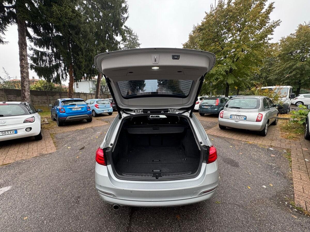 BMW Serie 3 Touring 316d Business Advantage auto