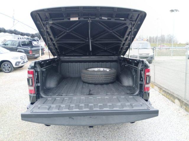 DODGE RAM 1500 5.7 GPL V8 Limited Night N1