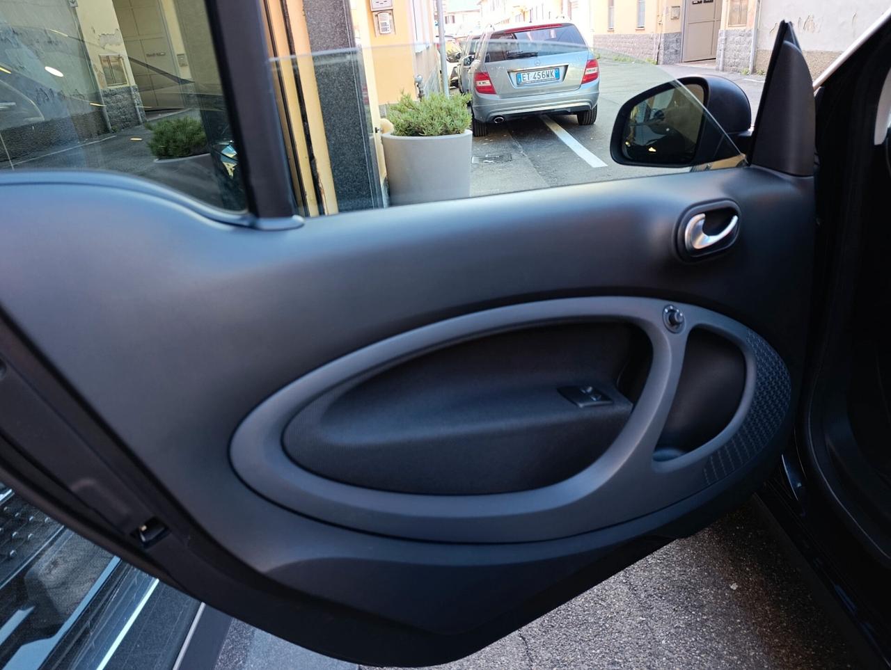 Smart ForTwo 70 1.0 twinamic Prime KM 30.755 tagliandati Mercedes Benz