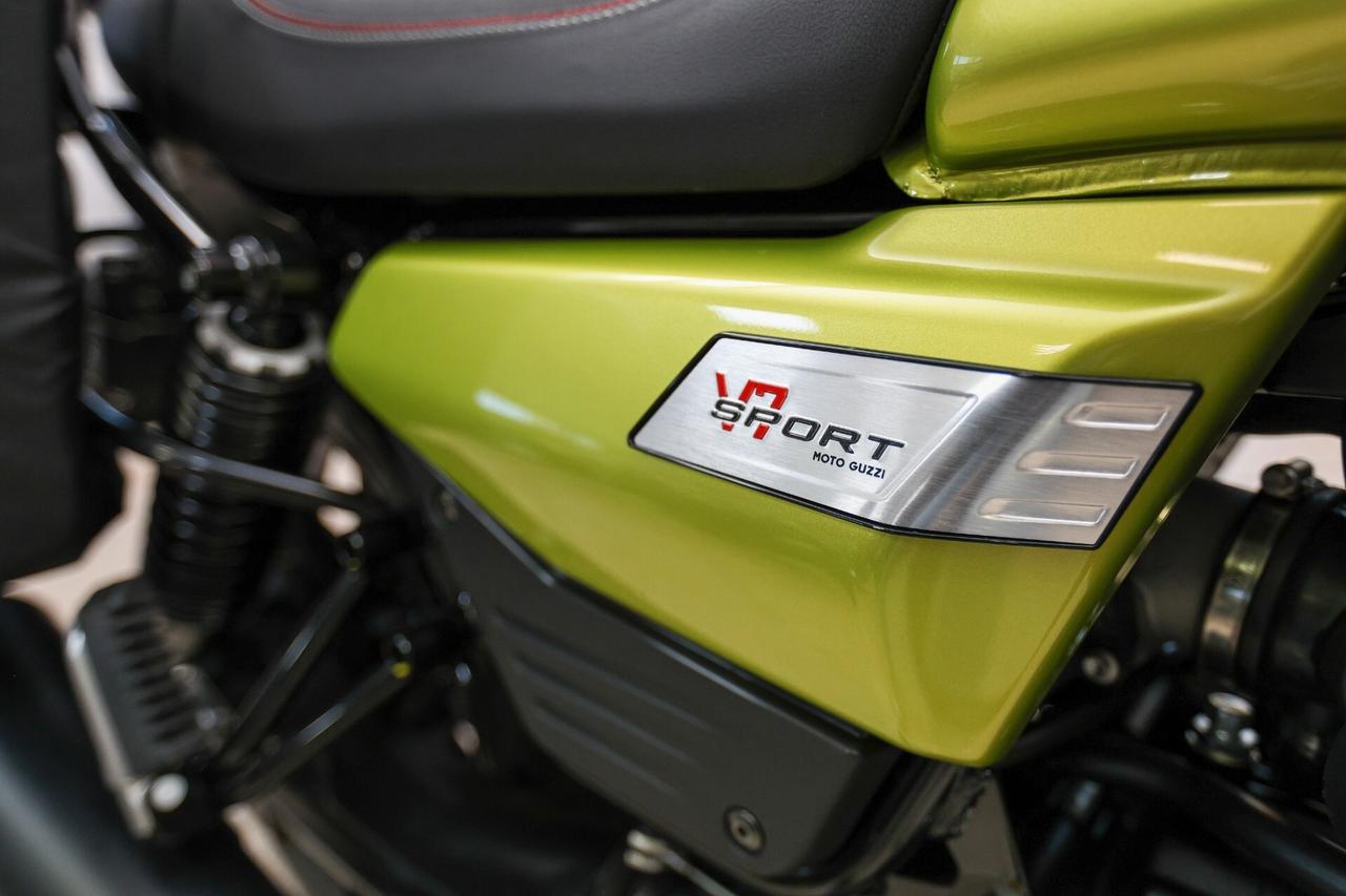 Moto Guzzi V7 SPORT DEMO AZIENDALE