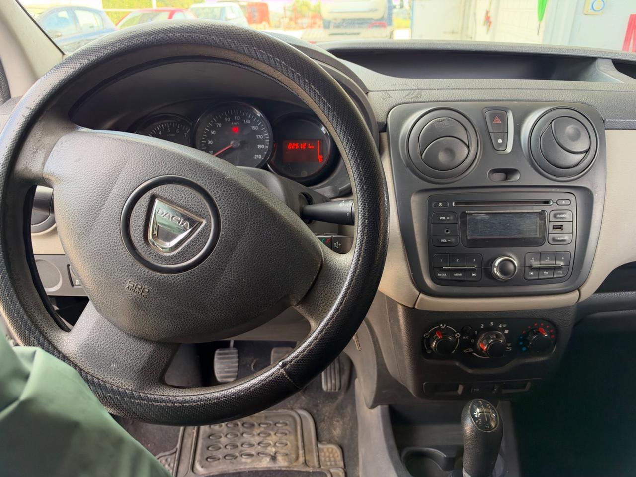 Autocarro Dacia Dokker Diesel 1.5 DCi UNIPRO