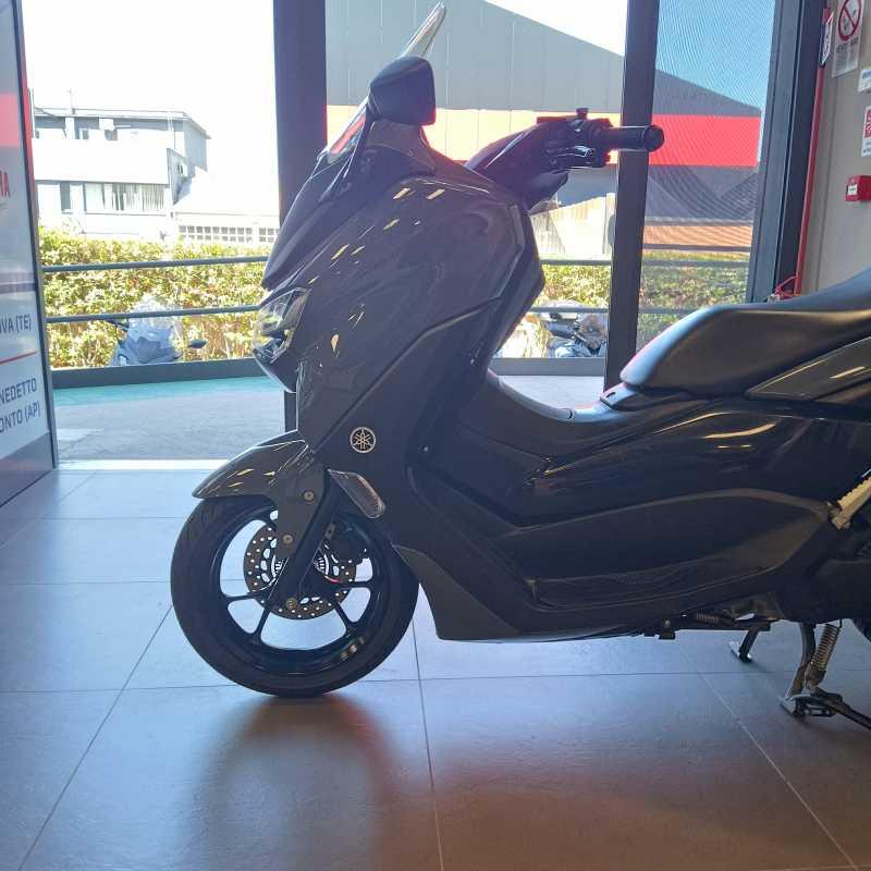 Yamaha N-Max 125 - 2025