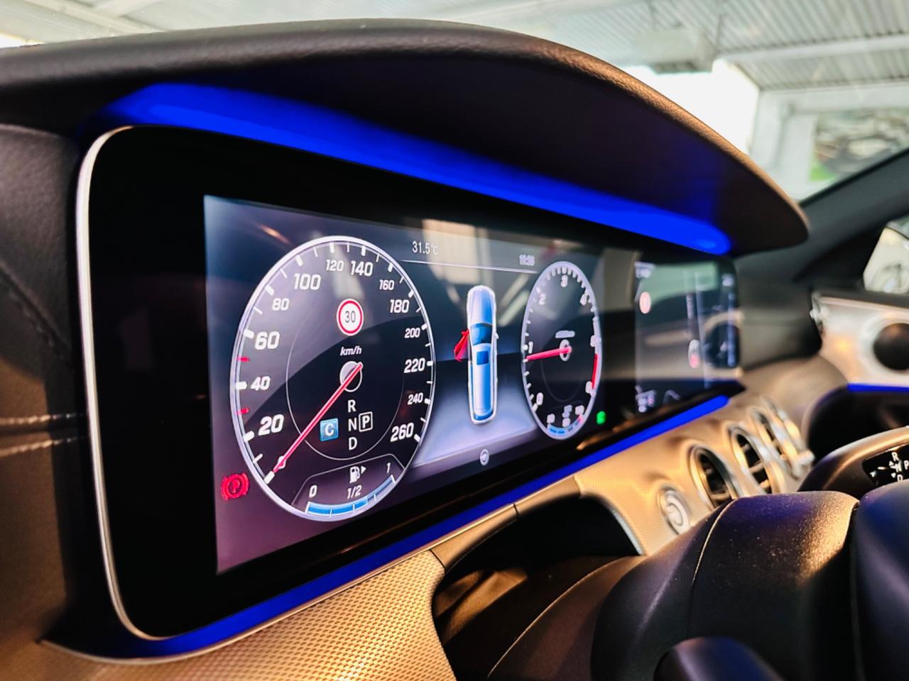 Mercedes-Benz E 220d AMG ADAS 9G