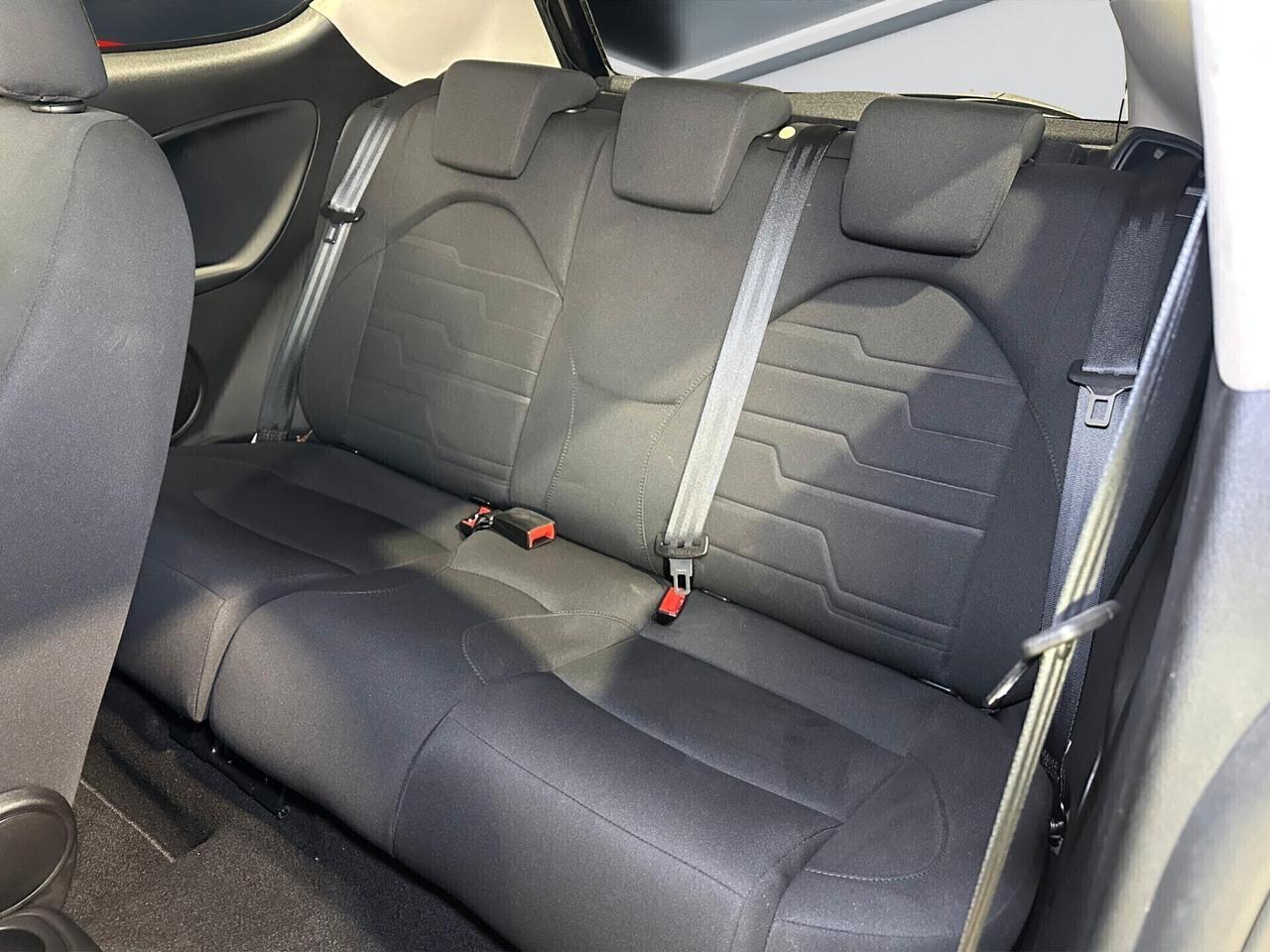 Alfa Romeo MiTo 1.3 JTDm Distinctive 85CV