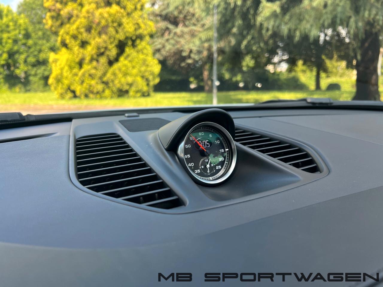 Porsche 911 3.8 Carrera 4 GTS Coupé