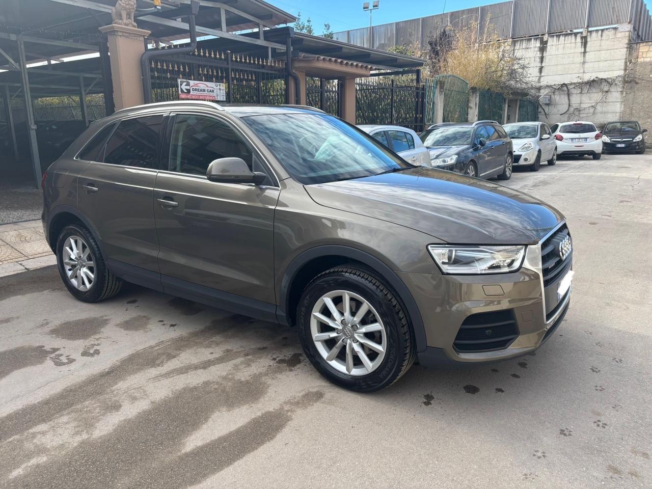 Audi Q3 2.0 TDI 150 CV quattro S tronic Sport