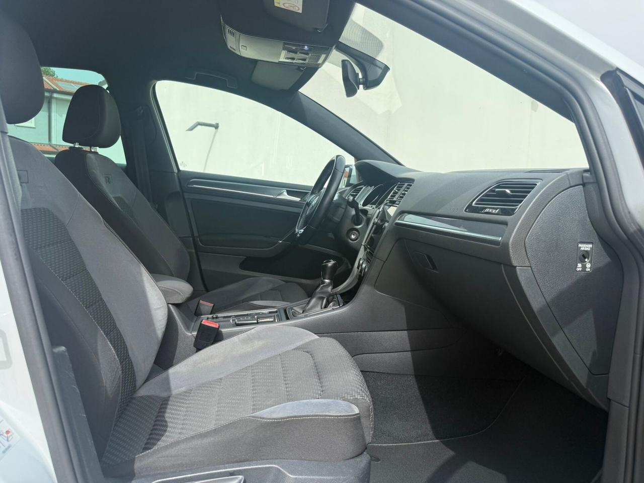 Volkswagen Golf 1.4 TSI 125 CV 5p. R-Line