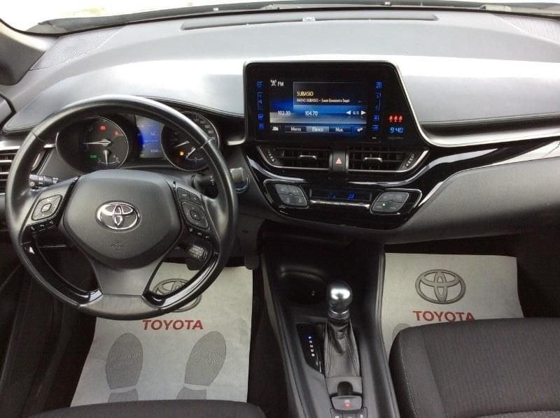 Toyota C-HR (2016-2023) 1.8 Hybrid E-CVT Active