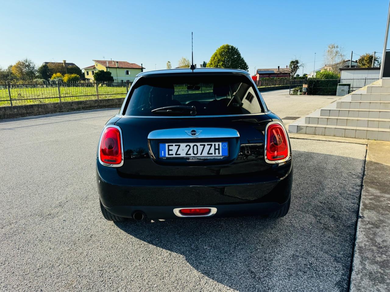 Mini cooper one 1.5 D hype 2016