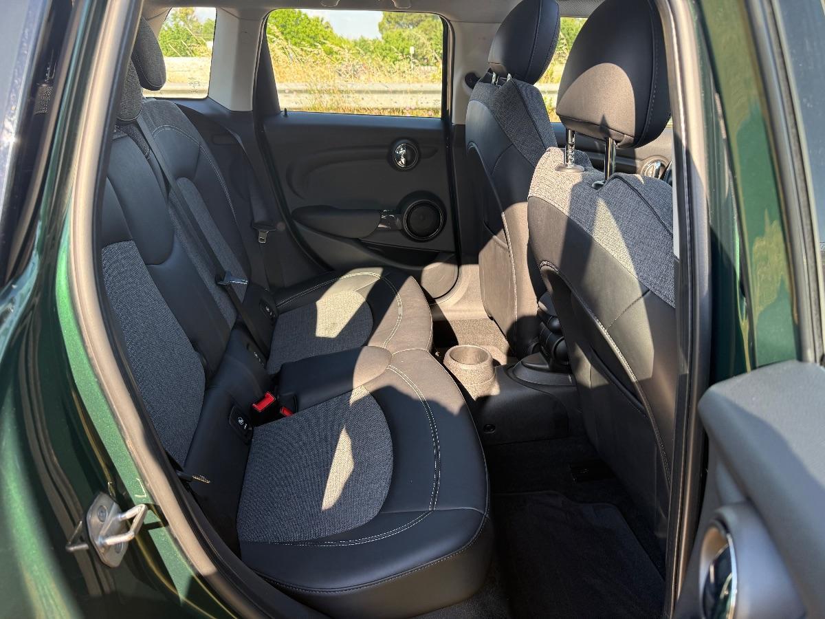 MINI 1.5 COOPER D BOSTON SEVEN 5 Porte; Tetto Apribile Elettricamente;