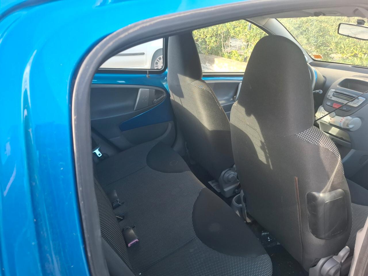 Toyota Aygo 1.0 12V VVT-i 5 porte Now anno 2010