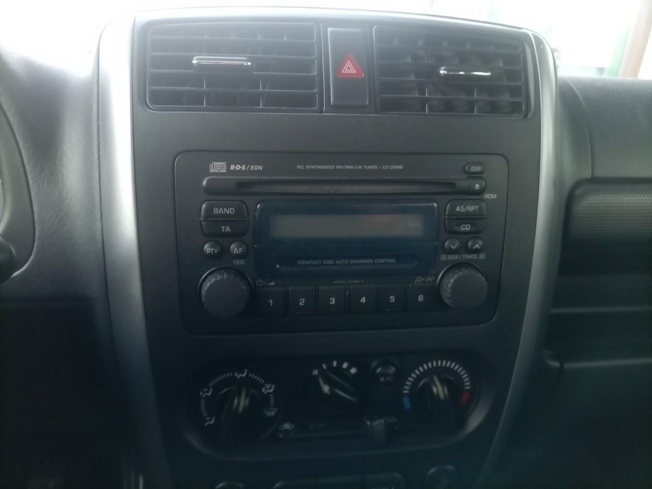 Suzuki Jimny 1.3 4WD Evolution Plus