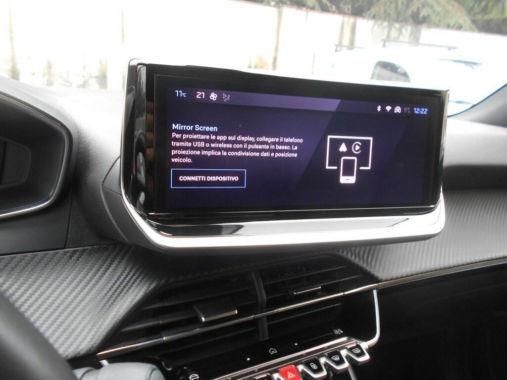 Peugeot 2008 1.5 BlueHDi Allure EAT8