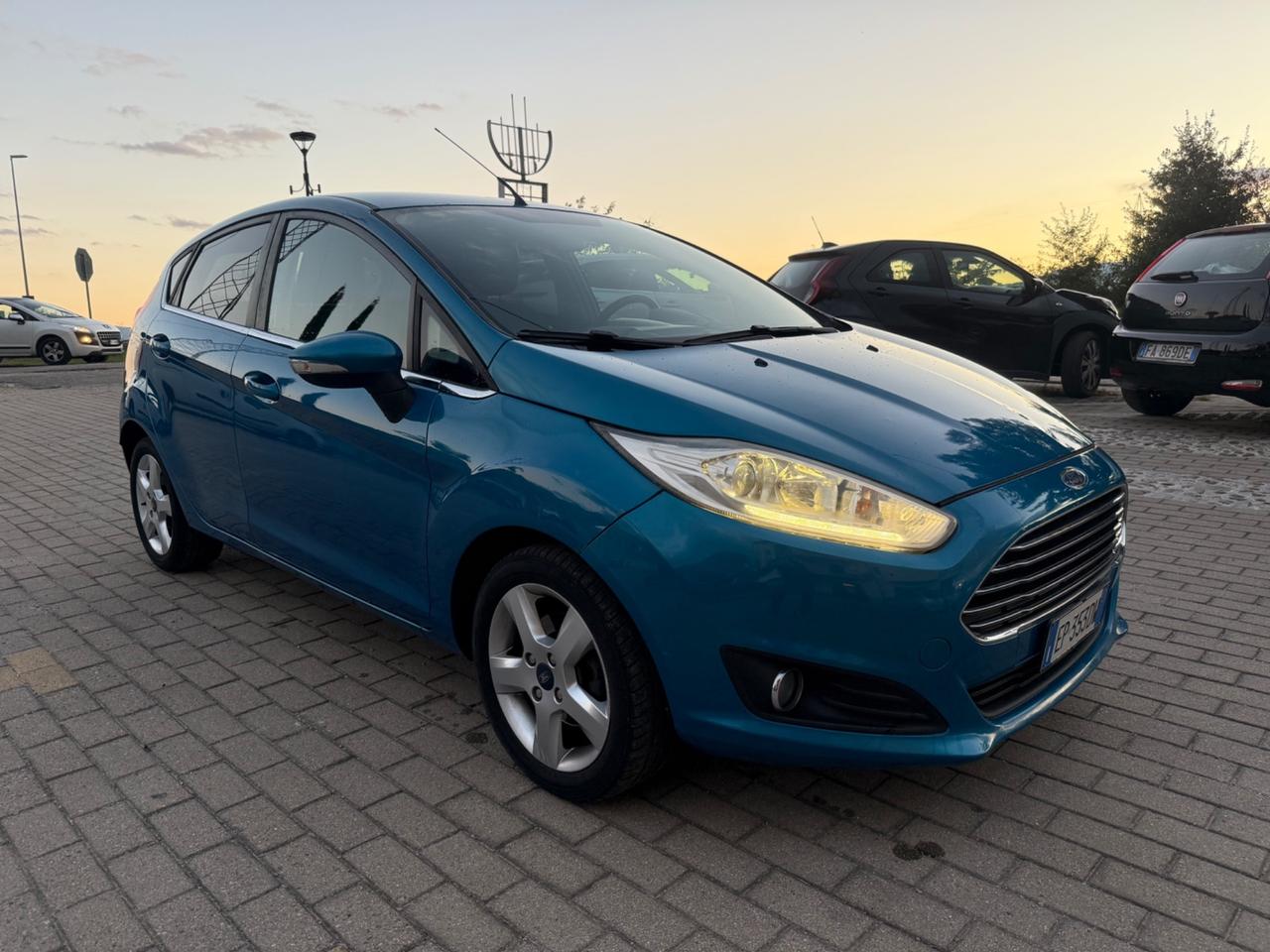 Ford Fiesta 1.5 TDCi 75CV 5 porte Titanium garanzia