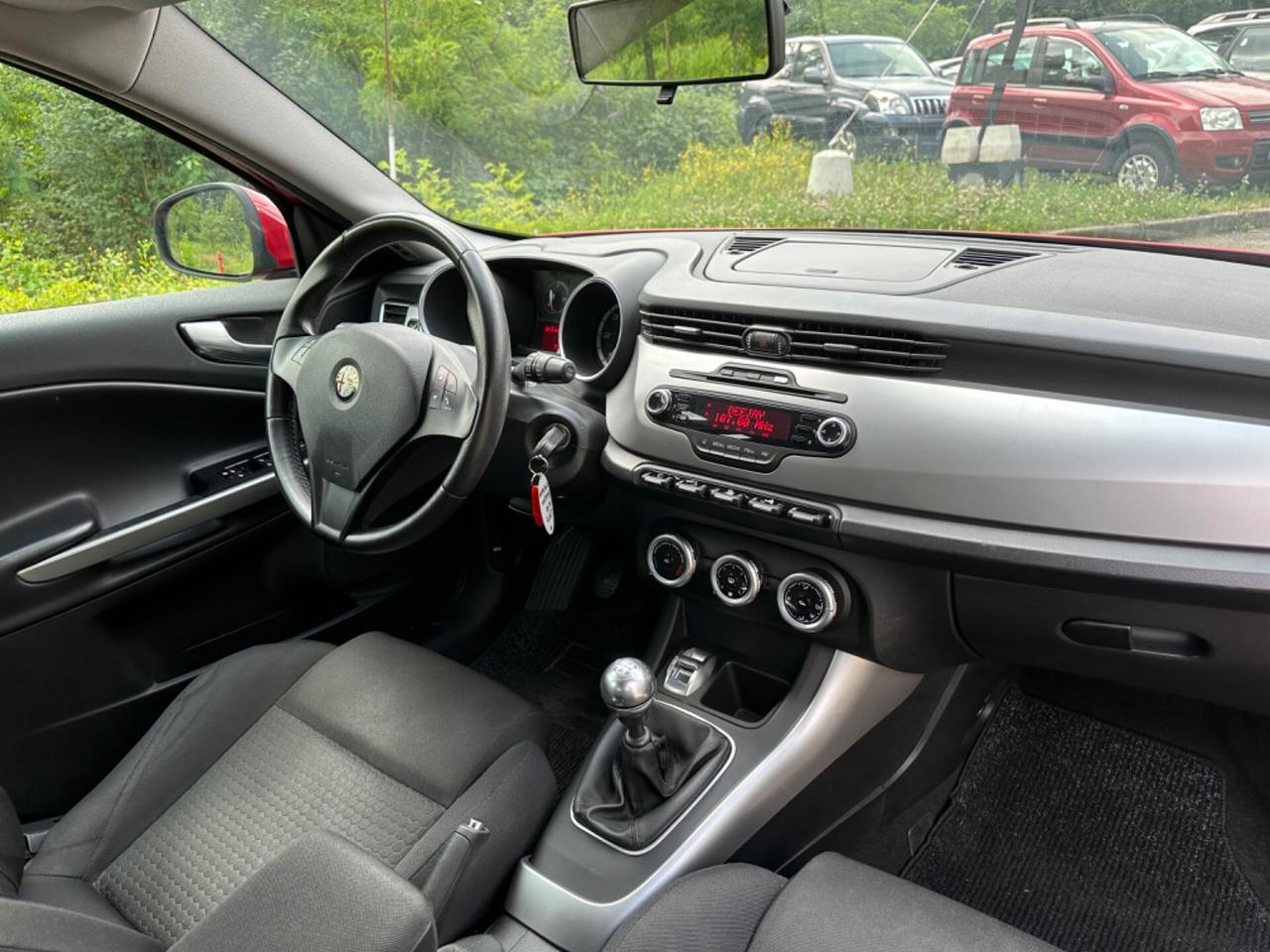 Alfa Romeo Giulietta 1.6 JTDm-2 105 CV Distinctive