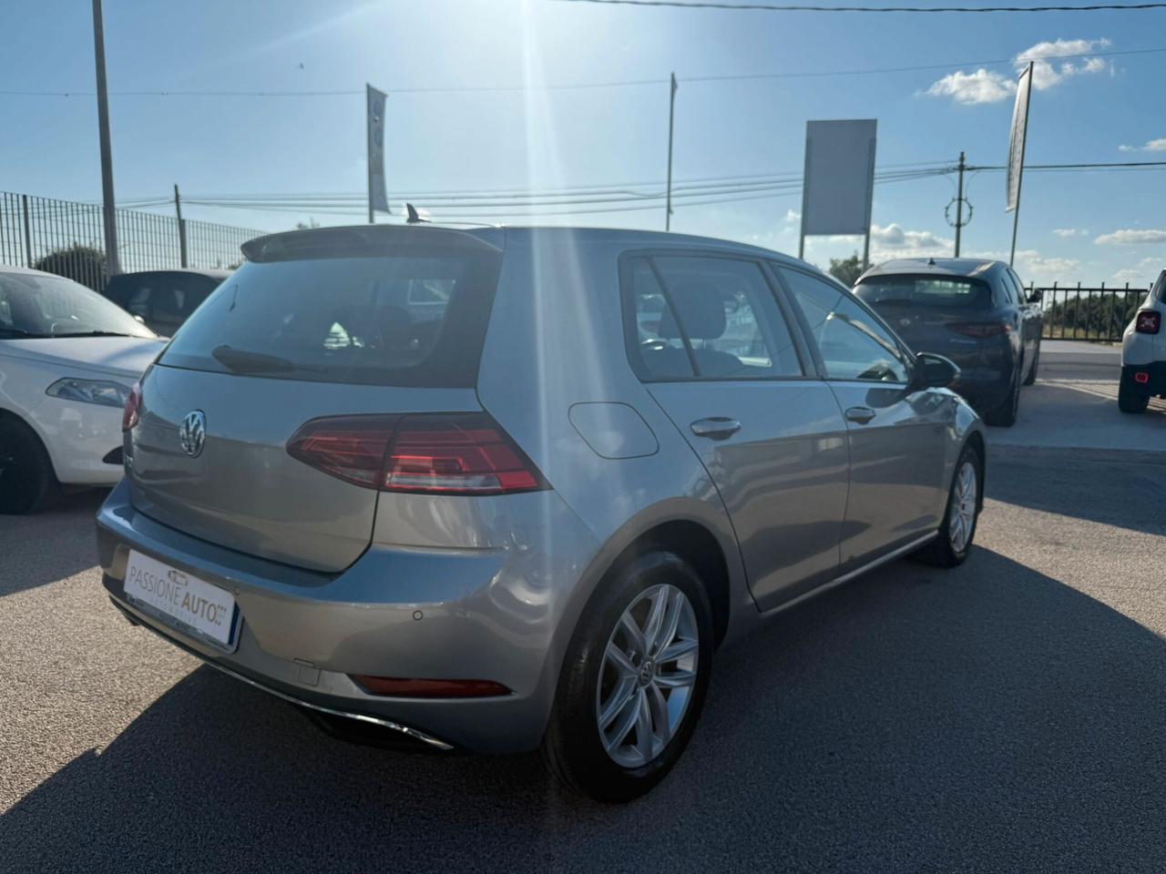 Volkswagen Golf 2.0 TDI DSG 5p. Executive BlueMotion Technology