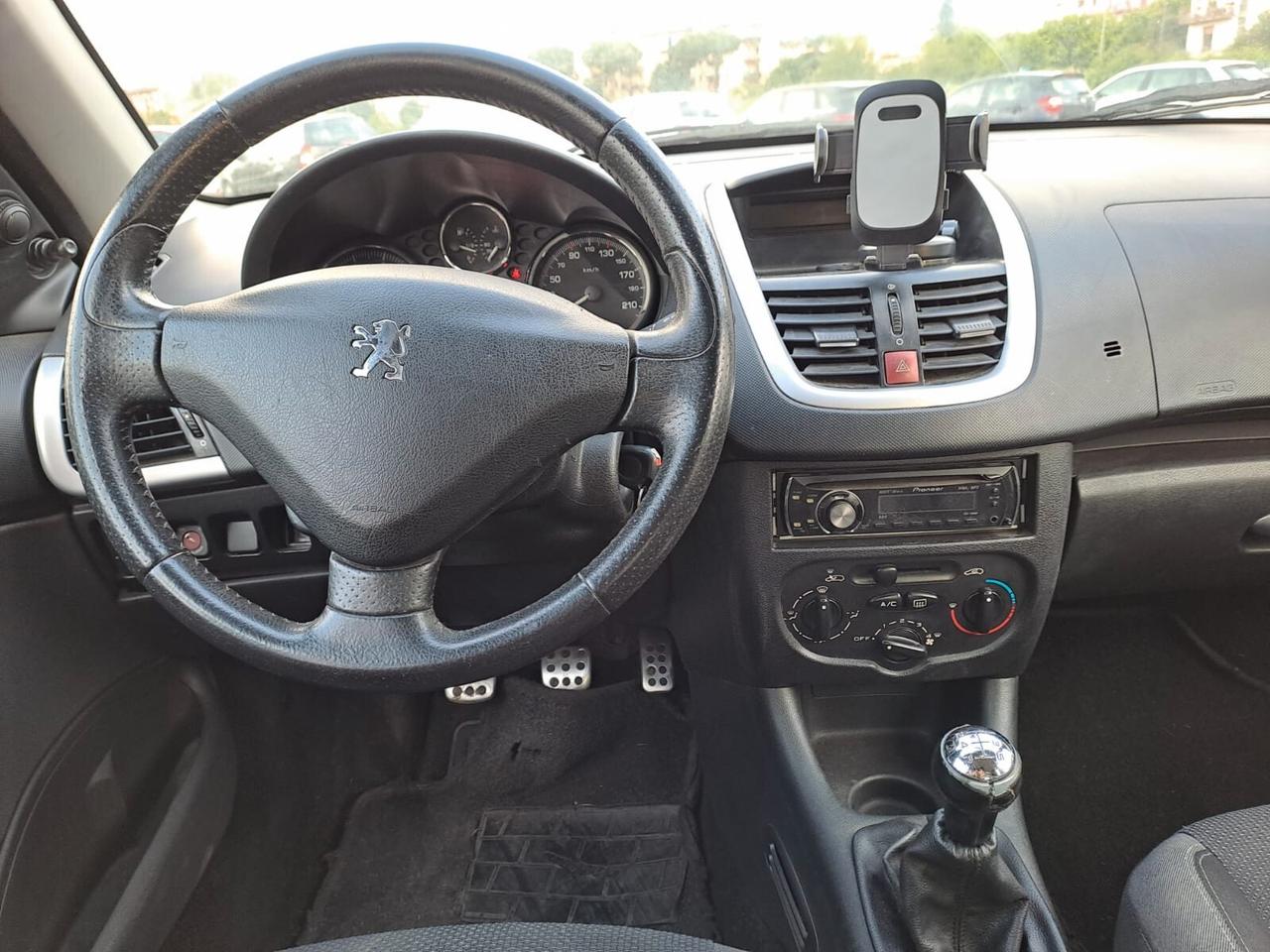Peugeot 206 benzina