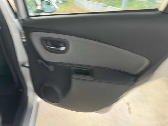 TOYOTA Yaris 1.5 Hybrid 5 porte Active AUTOMATICA PER NEOPATENT