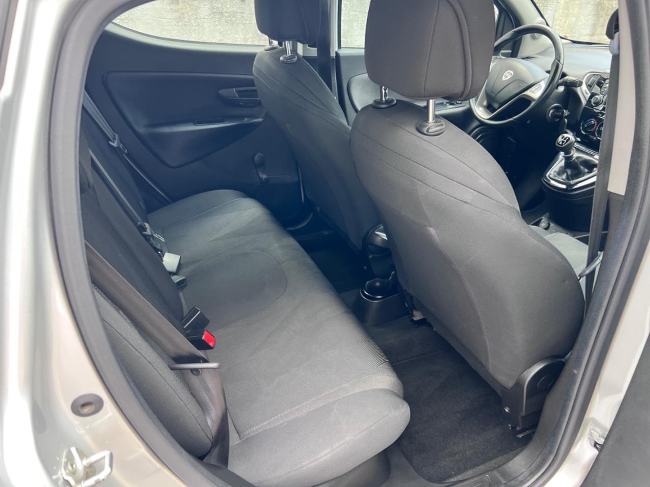Lancia Ypsilon 1.2 69 CV 5 porte GPL Ecochic Gold