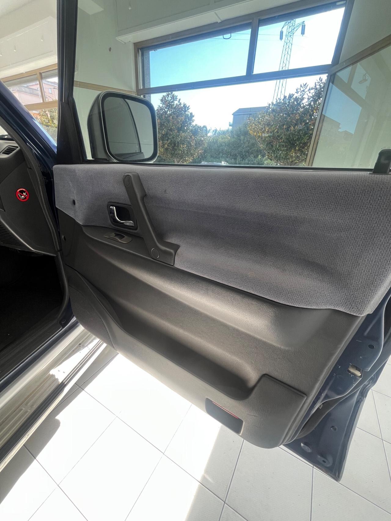Mitsubishi Pajero 2.8 TDI Metal-top S.S. GLS Target