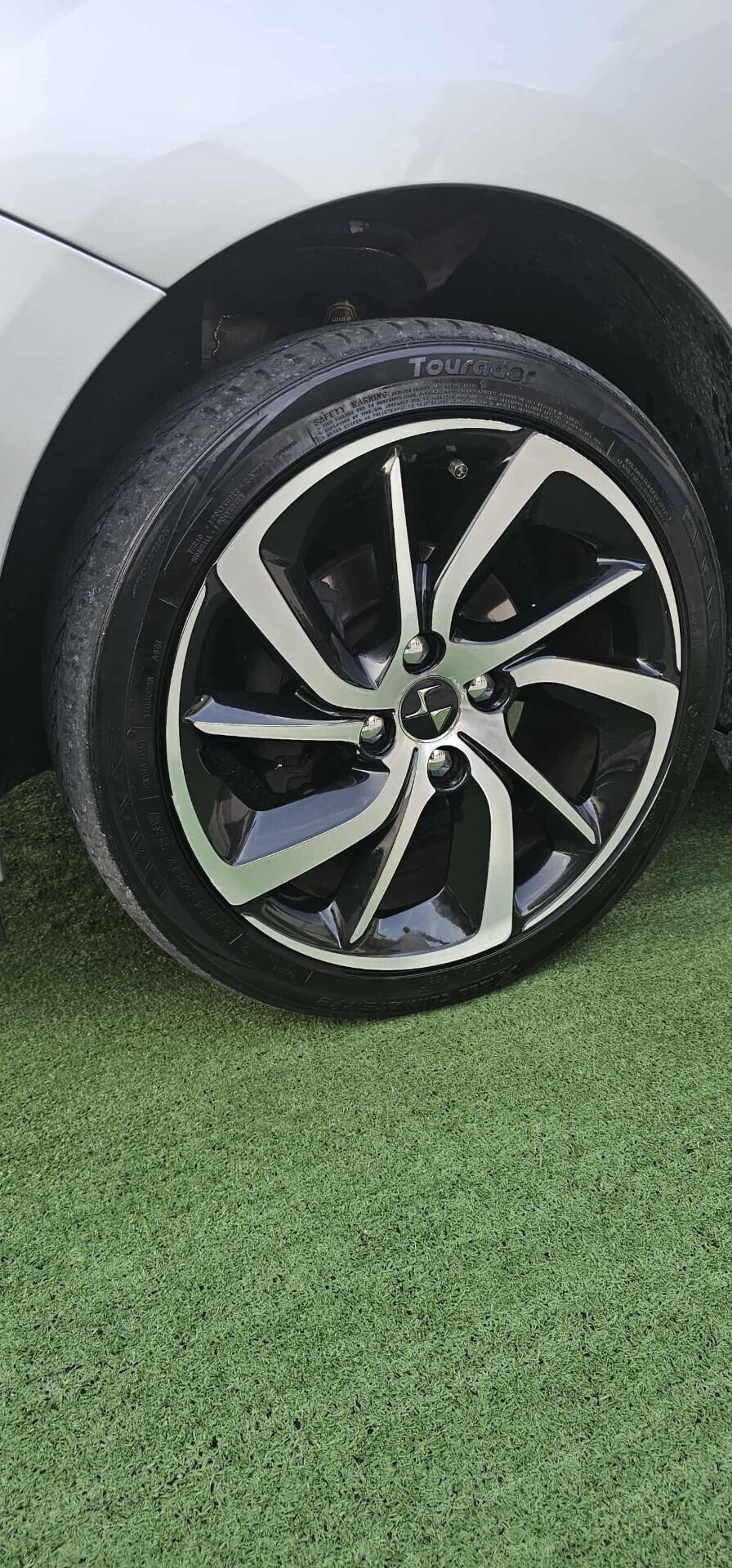 DS3 3 BlueHDi 120CV S&S Sport Chic Cabrio