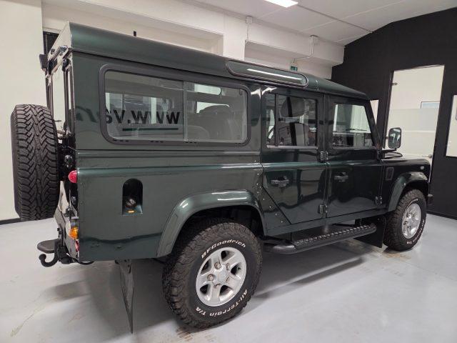LAND ROVER Defender 110 2.4 TD4 SE IVA ESPOSTA