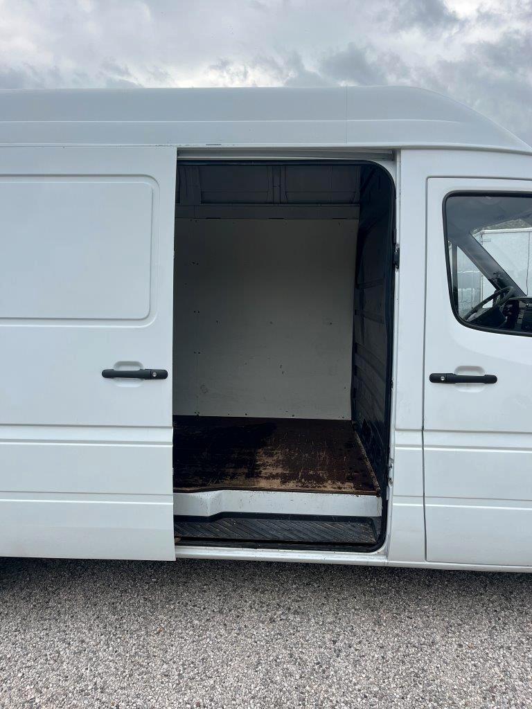 Mercedes Benz 310 DF Sprinter