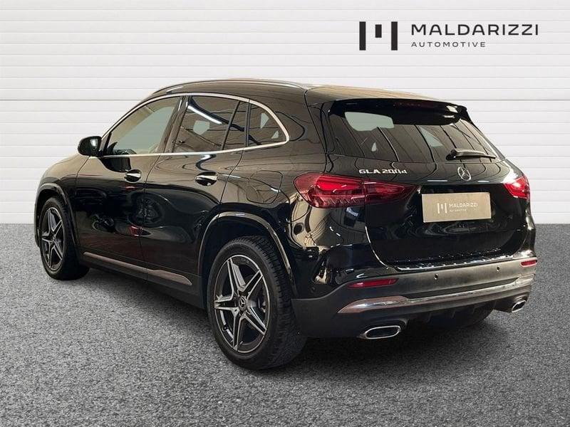 Mercedes-Benz GLA GLA-H247 2023 200 d AMG Line Premium auto