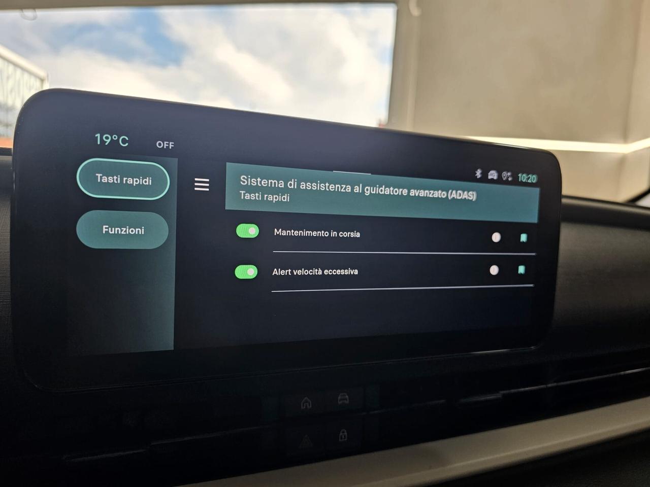 NUOVA FIAT 600 LOUNGE EDITION 1.2 MILD-HYBRID 101CV DCT AUTOMATIC