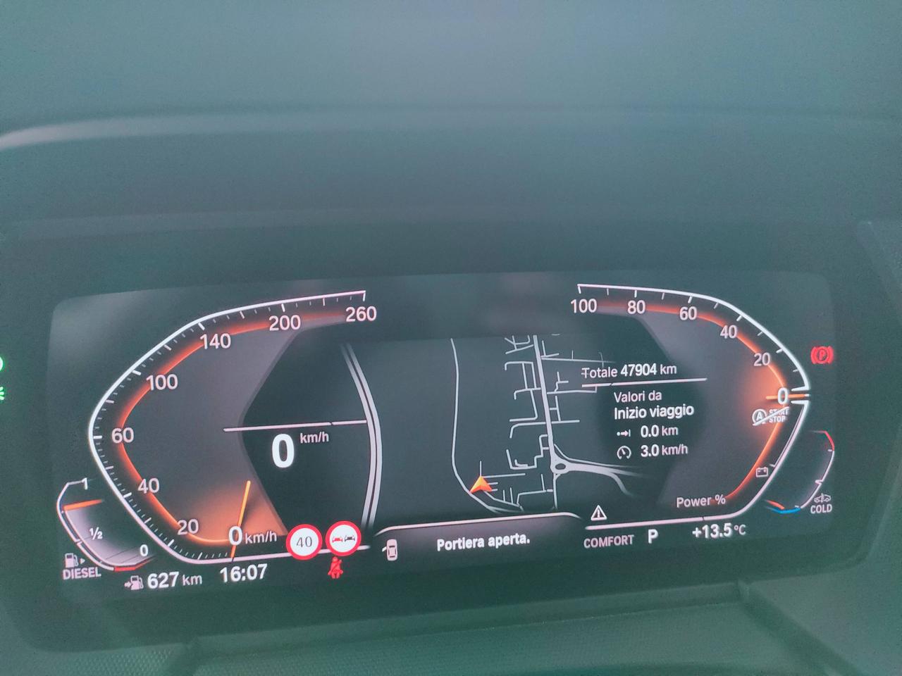 BMW Serie 1 F40 - 118d Msport auto