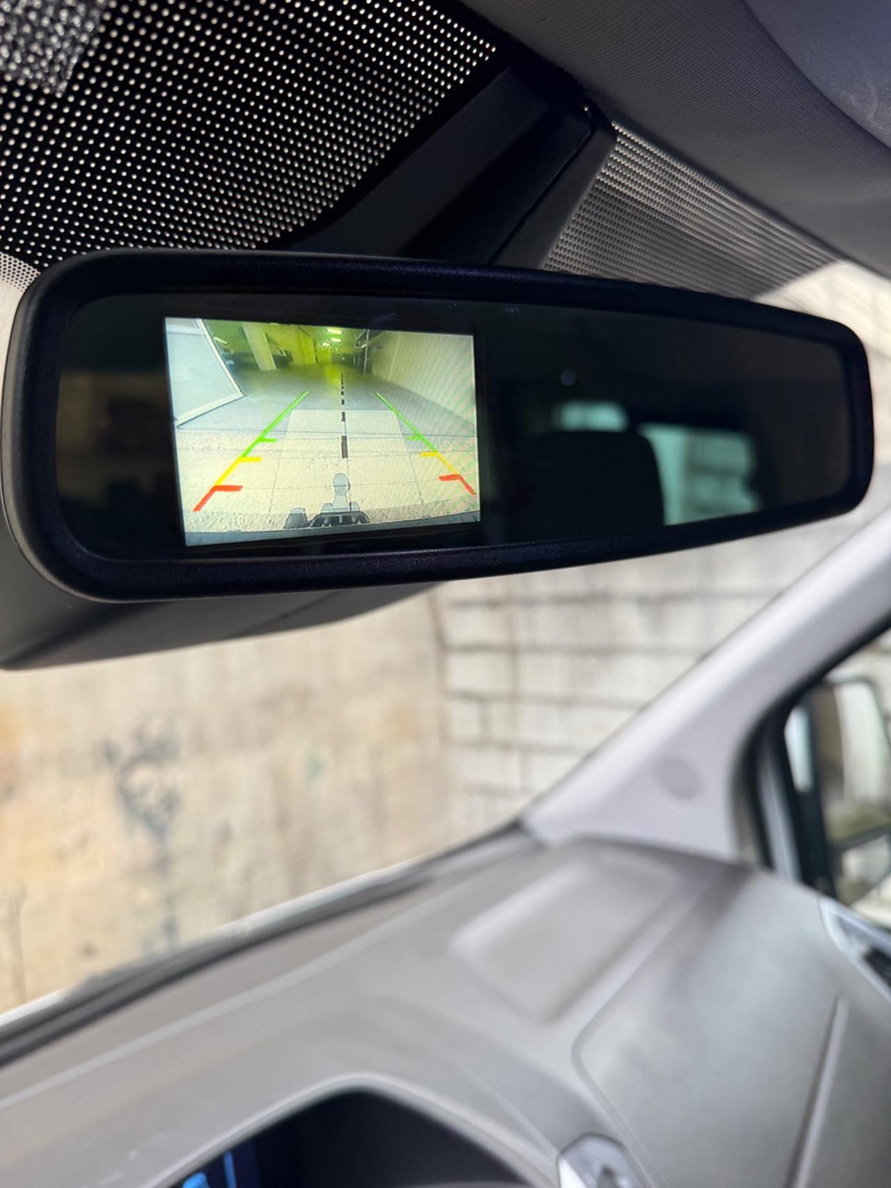 Ford Tourneo Custom 300 2.2 TDCi 155CV PL Trend