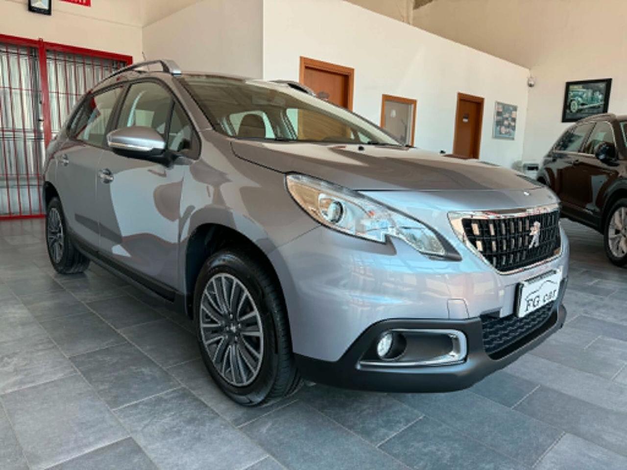 Peugeot 2008 1.2 PureTech 82cv Access NEOPATENTATI