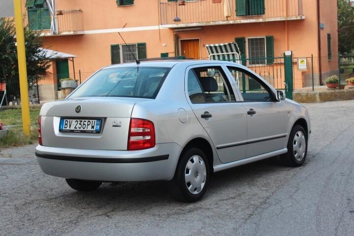 Skoda Fabia 1.4 16V/75 CV cat 4 porte Comfort SPLENDIDA PENSIONATO DEL 1940 CLIMATIZZATA