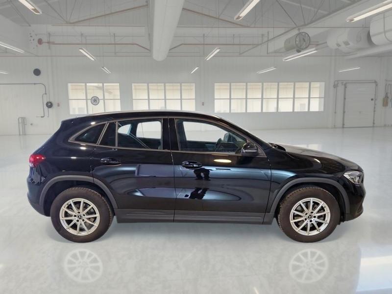 MERCEDES-BENZ GLA 200 Automatic Business Extra