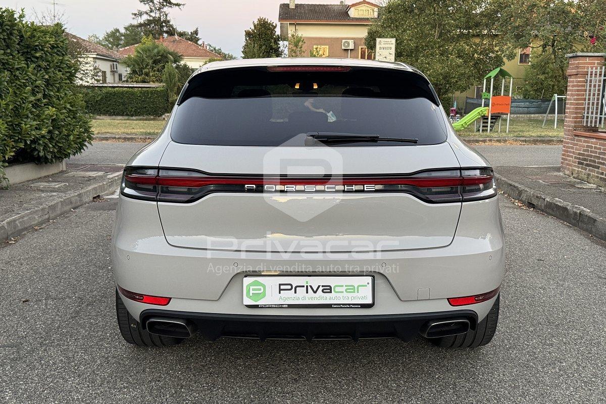 PORSCHE Macan 2.0