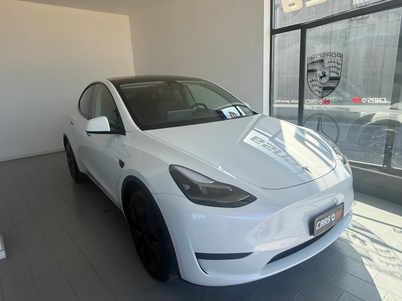 Tesla Model Y RWD
