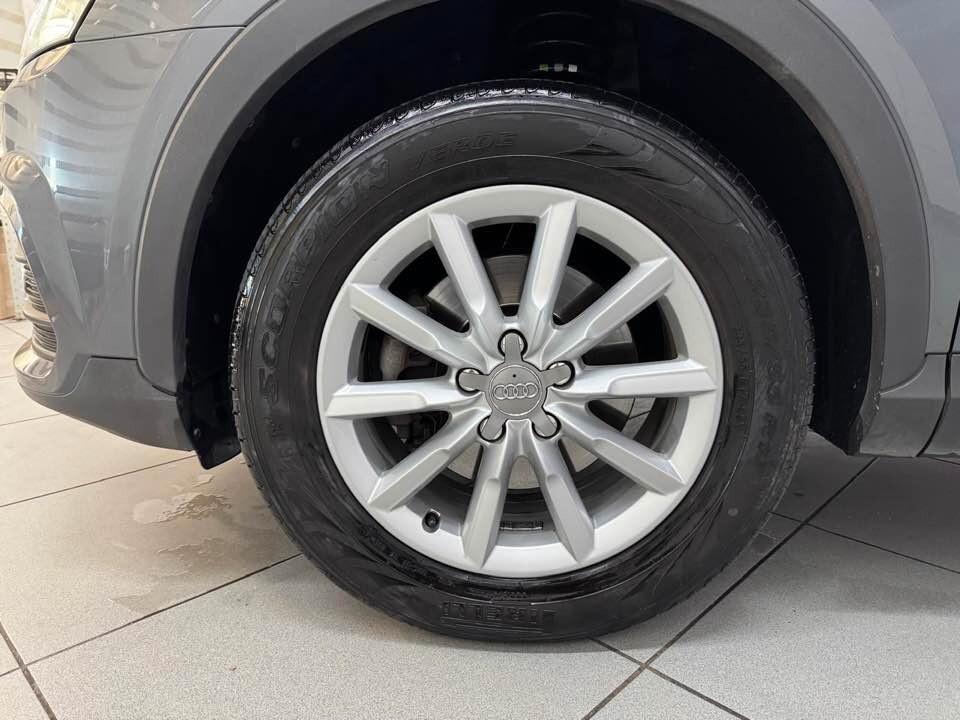 Audi Q3 2.0 TDI STronic quattro 150/CV