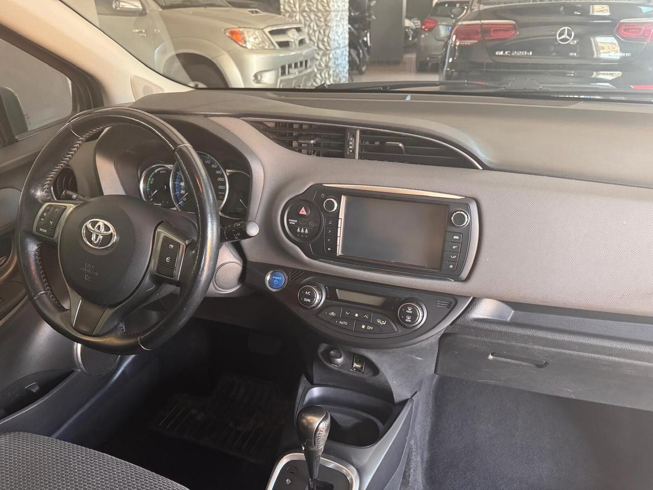 Toyota Yaris 1.5 Hybrid 5 porte Business