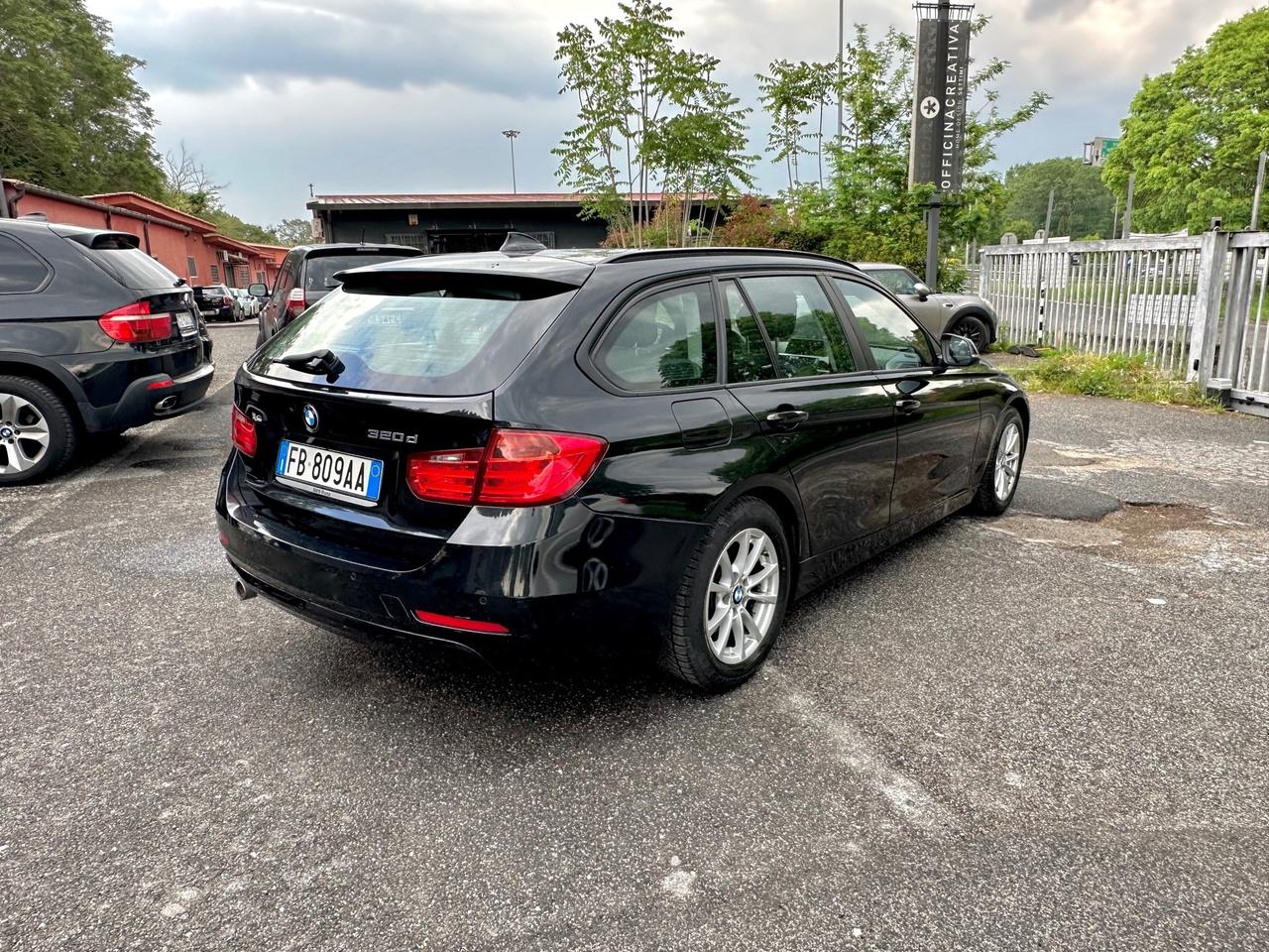 Bmw 320 320d Efficient Dynamics Touring Aut. Unipro Tetto Navi Pelle Garantita Permute e Rate