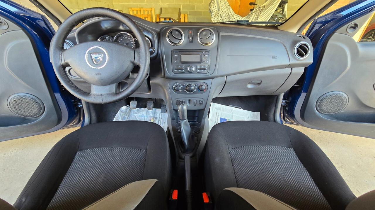 DACIA SANDERO GPL TENUTA MOLTO BENE