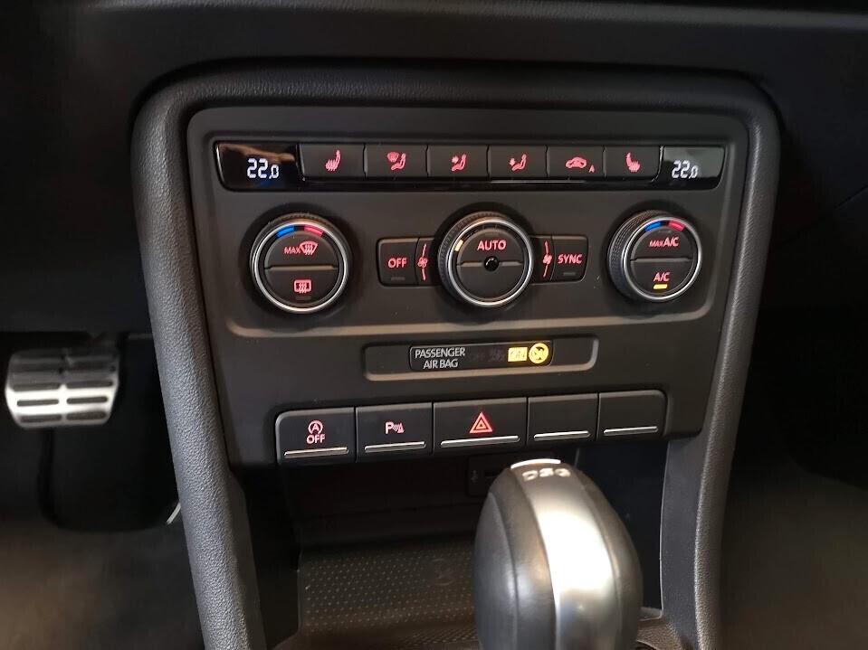 Volkswagen Maggiolino 2.0 TDI DSG Sport TETTO PELLE XENO