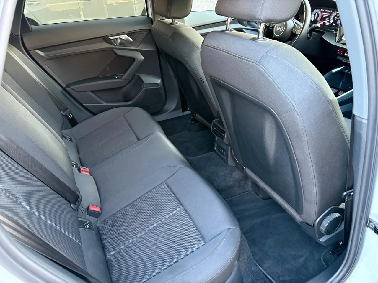 Audi A3 SPB 35 TDI S tronic Business Advanced