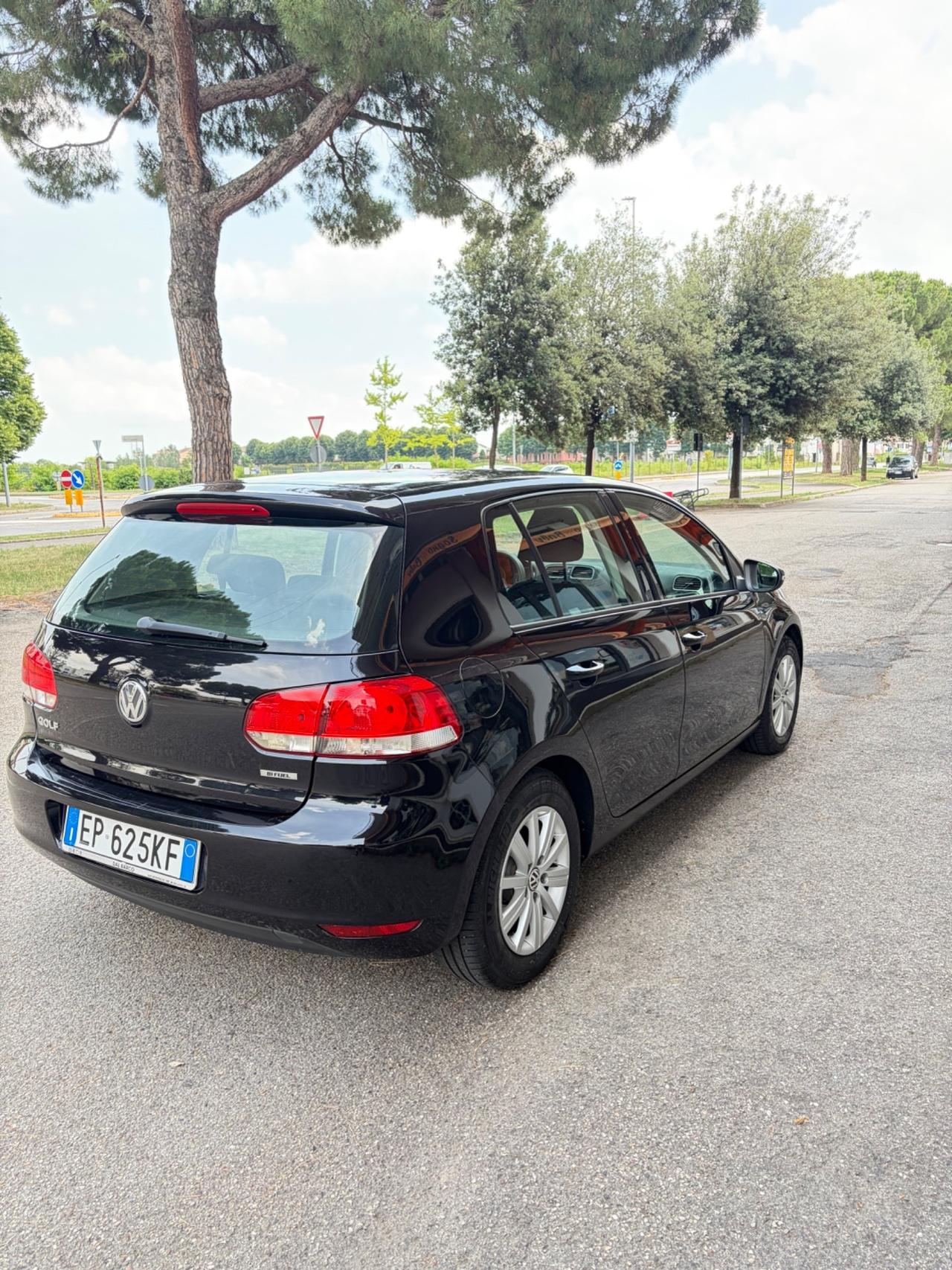 Volkswagen Golf 1.6 5p BiFuel Neopatentati