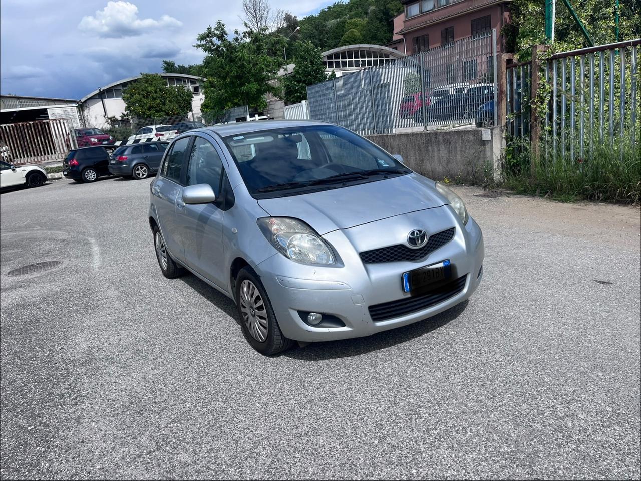 Toyota Yaris 1.3 5 porte Sol