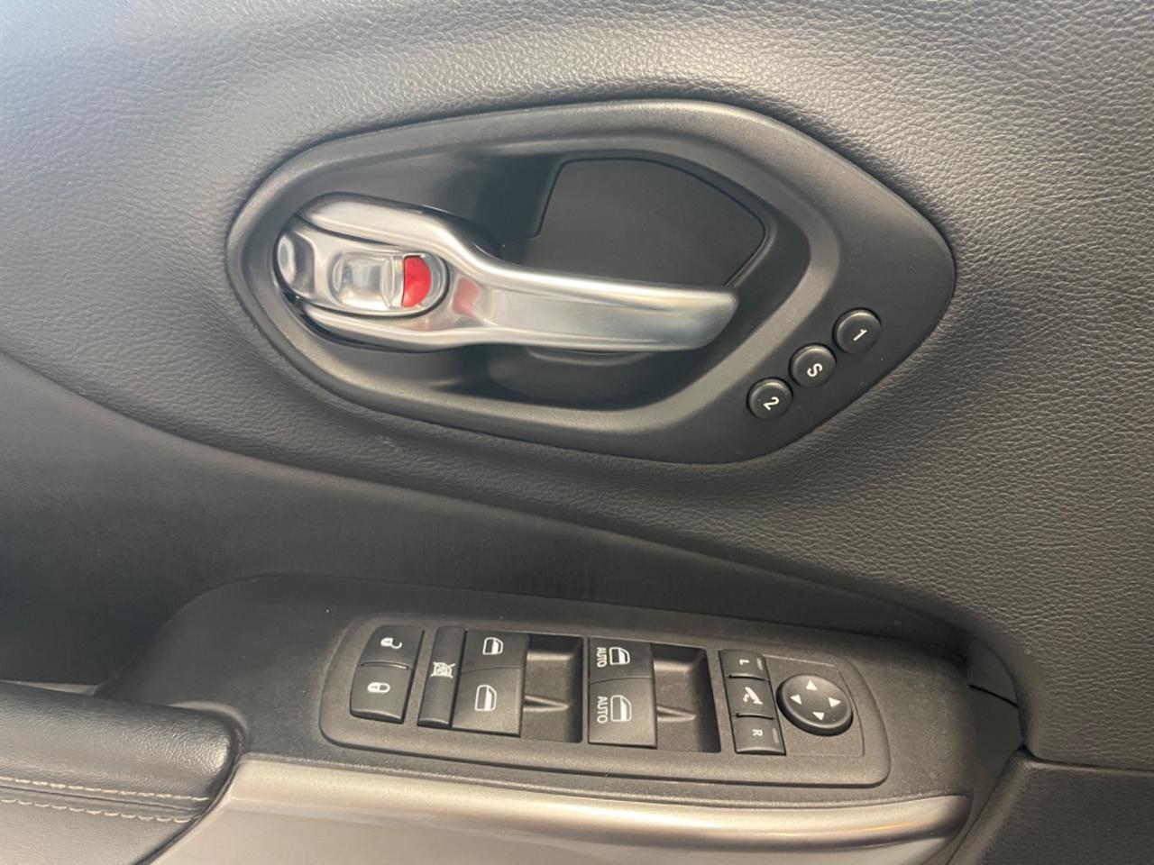 Jeep Cherokee 2.2 Mjt AWD Active Drive II Overland TETTO