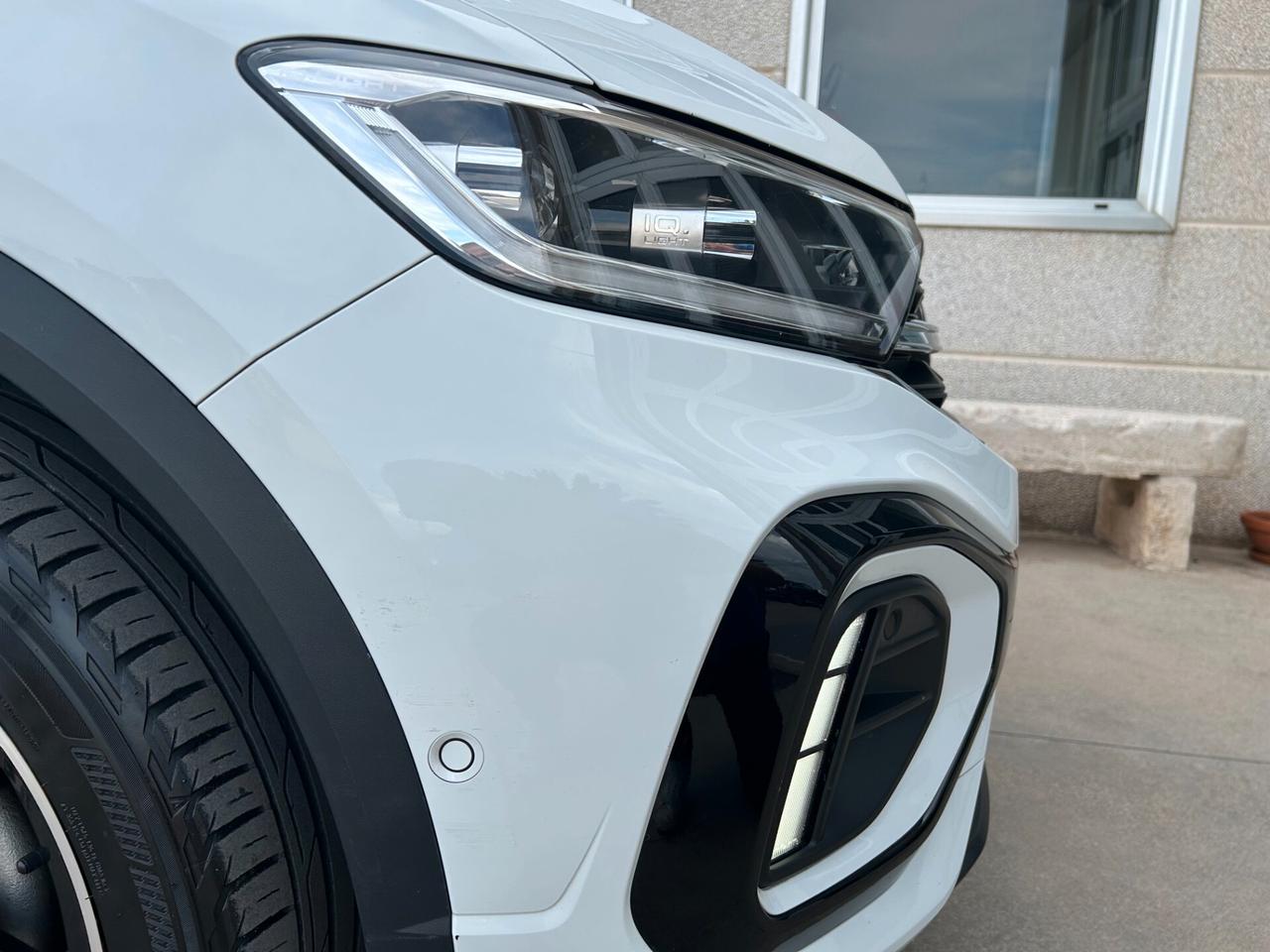 Volkswagen T-Roc 1.5 TSI ACT DSG R-Line