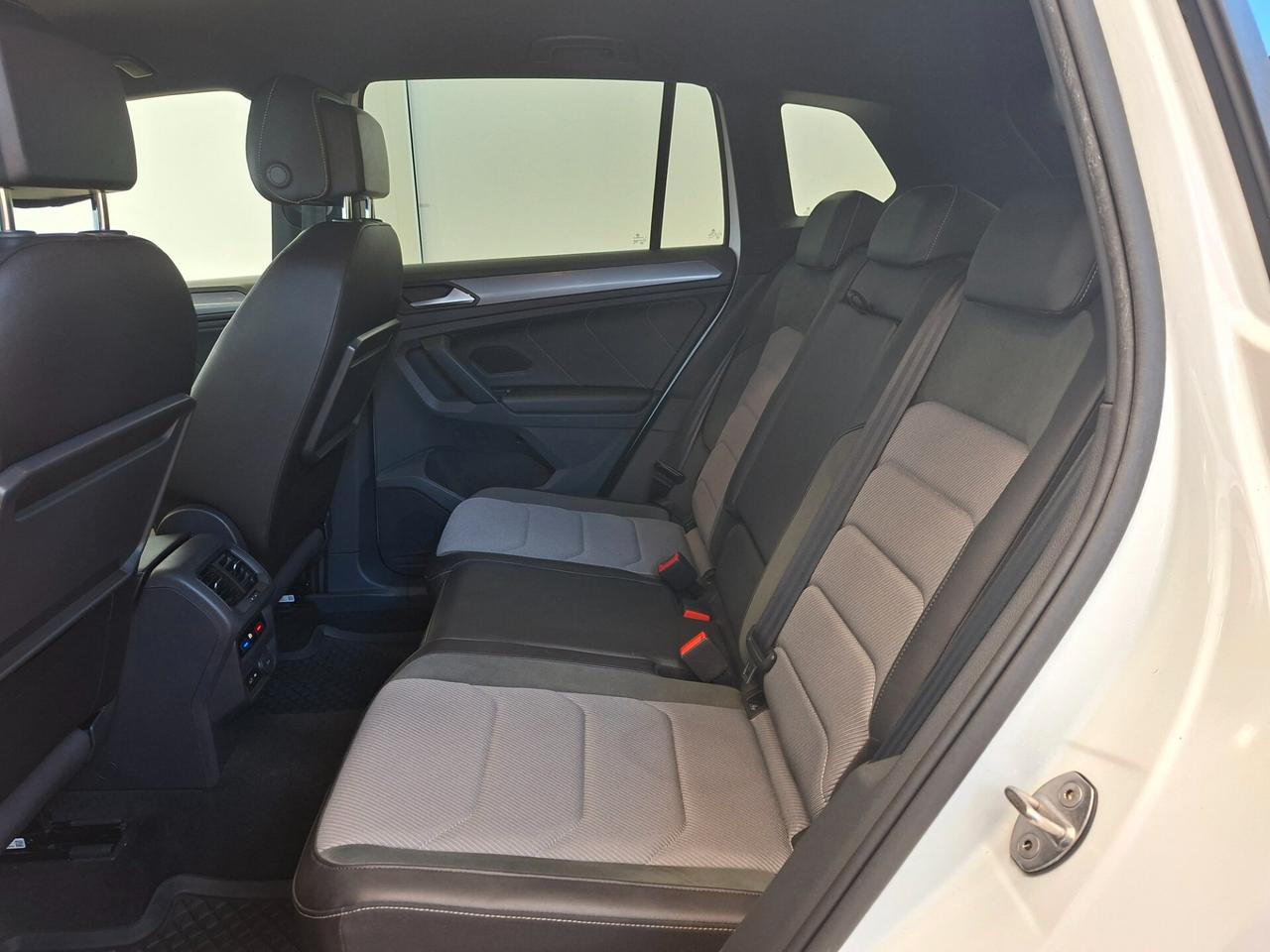 Volkswagen Tiguan 1.6 TDI SCR Sport R-Line BlueMotion Technology